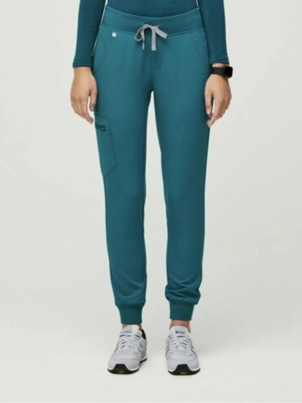 FIGS Scrubs Set - Picture 3 of 3